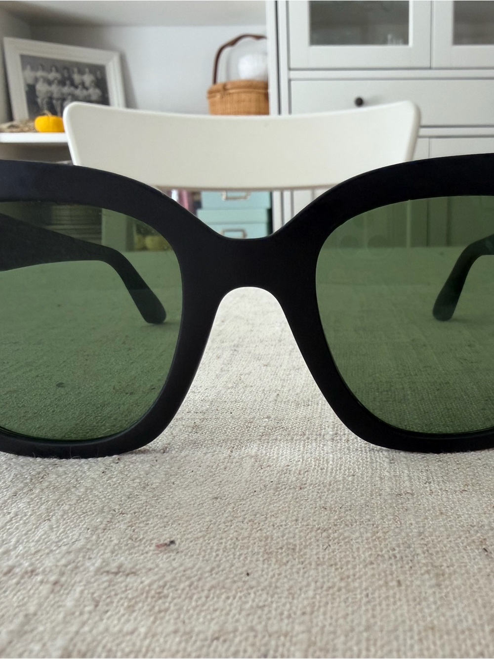 Tom’s. Classic Black Sunglasses with Green Lenses - Women Accessories